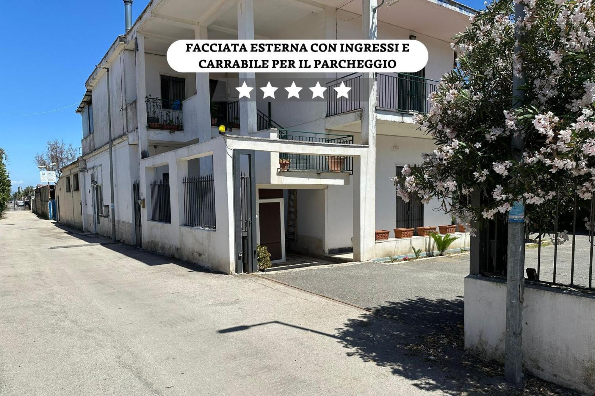 Grancomfort Tra Napoli E Caserta กัสเตลโวลตูร์โน ภายนอก รูปภาพ